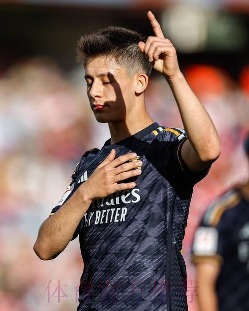 西媒:老佛爷不满居莱尔缺少时间 安帅称他防守不行